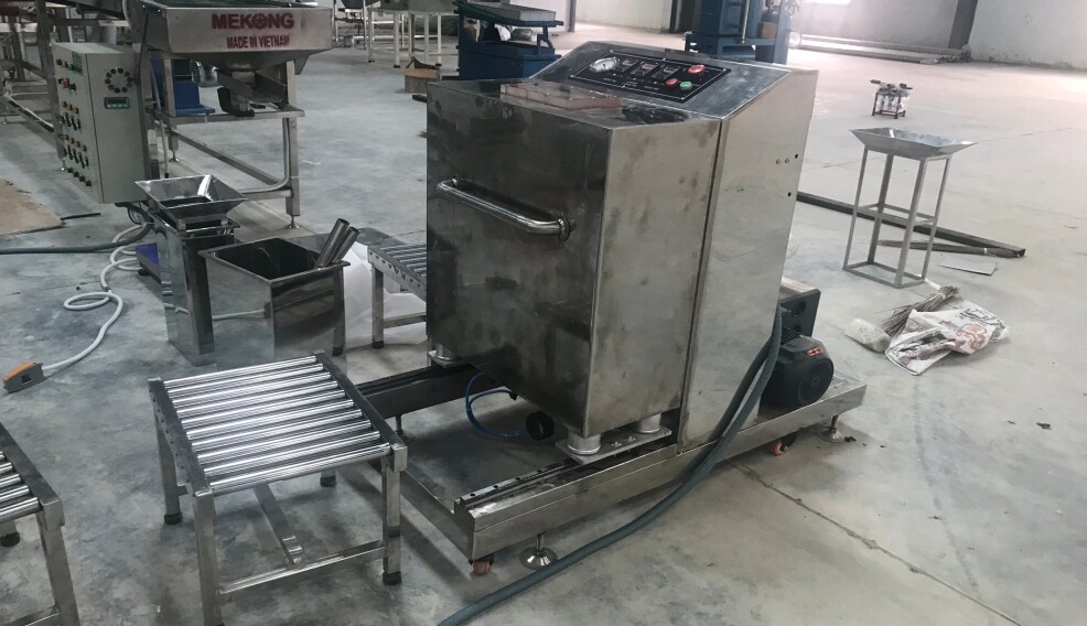 CASHEW VACUUM PACKING LINE